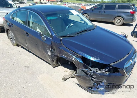 2018 Subaru Legacy 2.5I Premium z USA, uszkodzony, nr VIN 4S3BNAF69J3040055